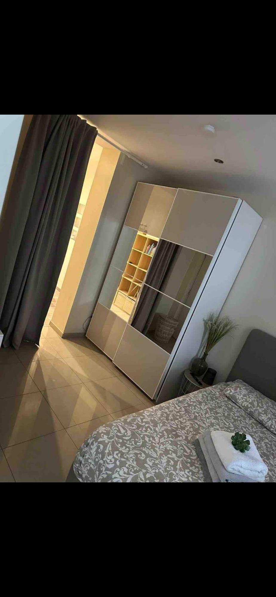 Apartment Spacieux Avec Terrasse Et Garage Prive